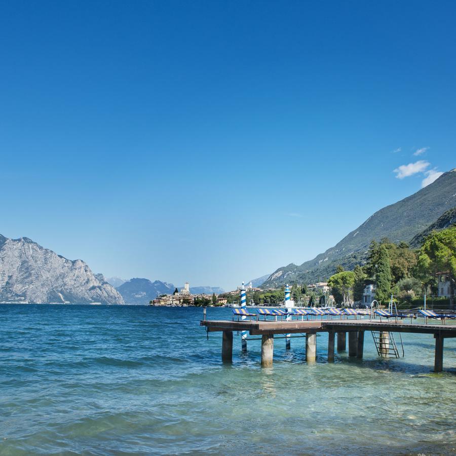 Beach Hotel Du Lac Мальчезине Экстерьер фото